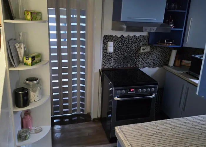 Mary Haus In Biebertal-bieber, 1apartament Mit 1 Zimmer,2 Betten,bad, 1apartment Mit 3 Zimmer, 6 Betten,bad, In Nahe Und Wetzlar,mit Kueche,wlan,parkplatz Gießen